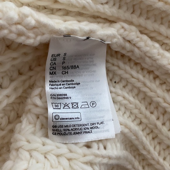 H&M Cable Knit Cream Sweater - Picture 5 of 5